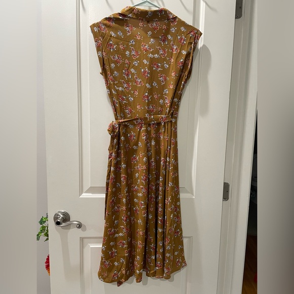 re:named floral wrap dress size small - Picture 2 of 10
